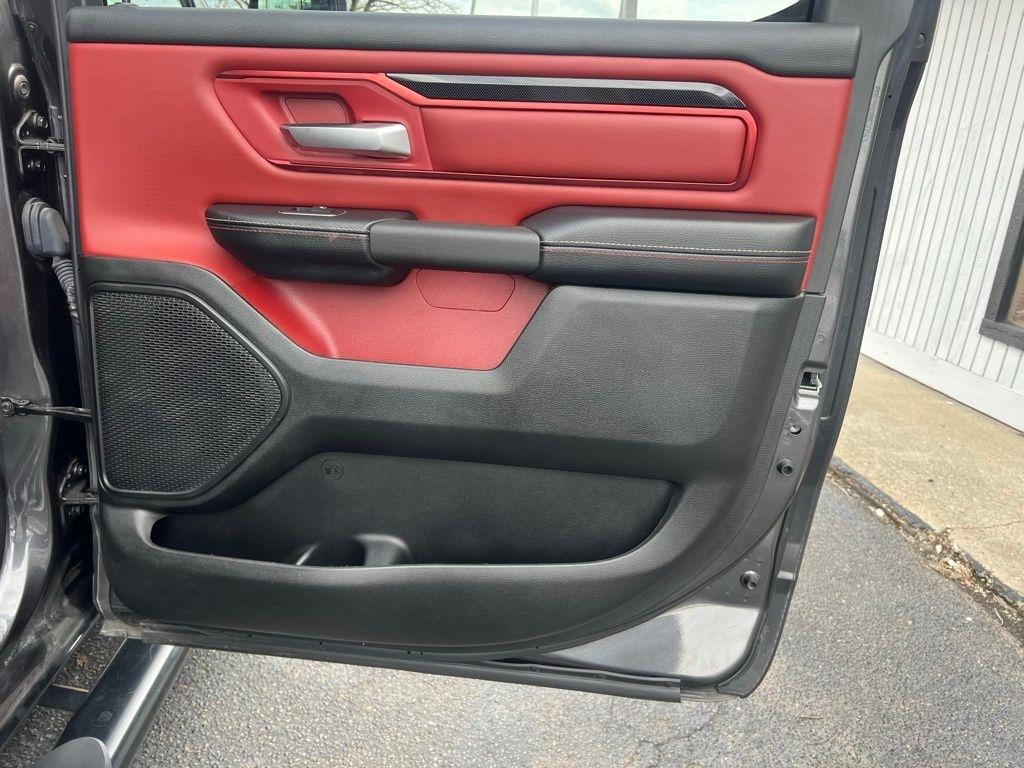 RAM 1500 Rebel Crew Cab SB 4WD 2019