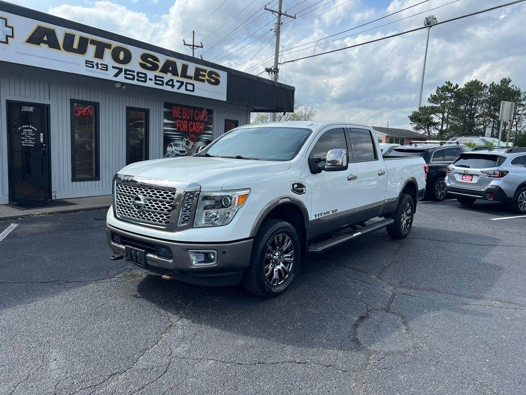 Nissan Titan XD Platinum Reserve 4WD Diesel 2016