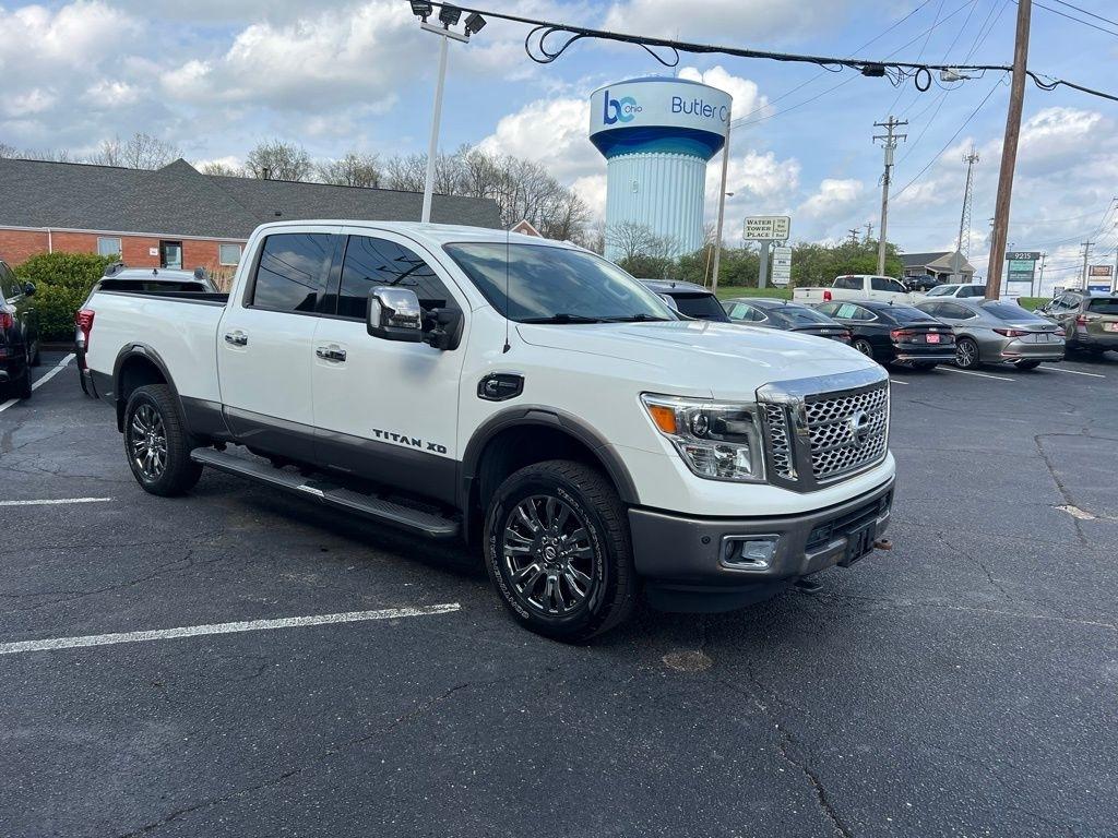Nissan Titan XD Platinum Reserve 4WD Diesel 2016