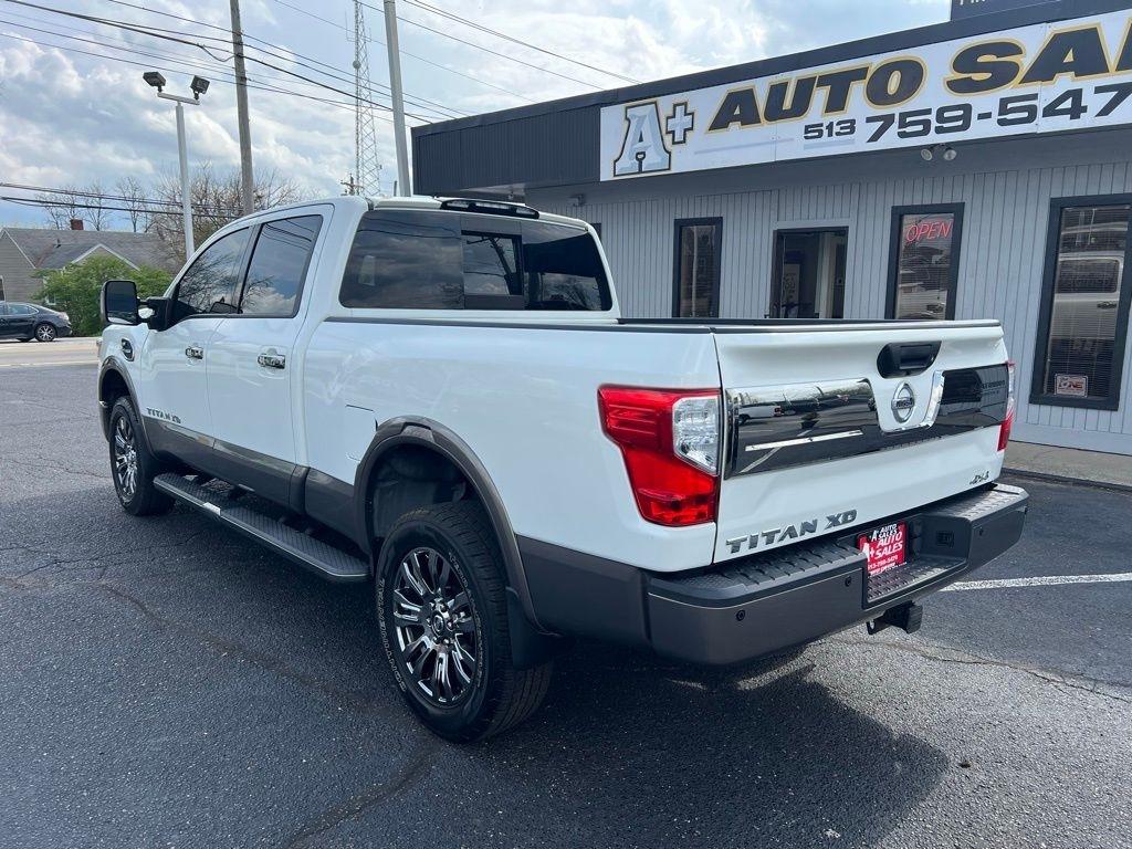 Nissan Titan XD Platinum Reserve 4WD Diesel 2016