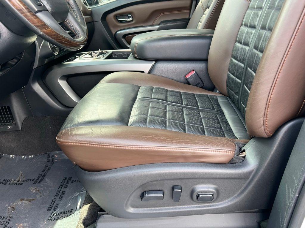 Nissan Titan XD Platinum Reserve 4WD Diesel 2016