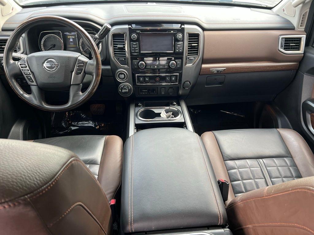 Nissan Titan XD Platinum Reserve 4WD Diesel 2016