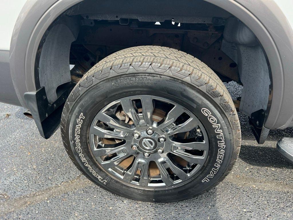 Nissan Titan XD Platinum Reserve 4WD Diesel 2016