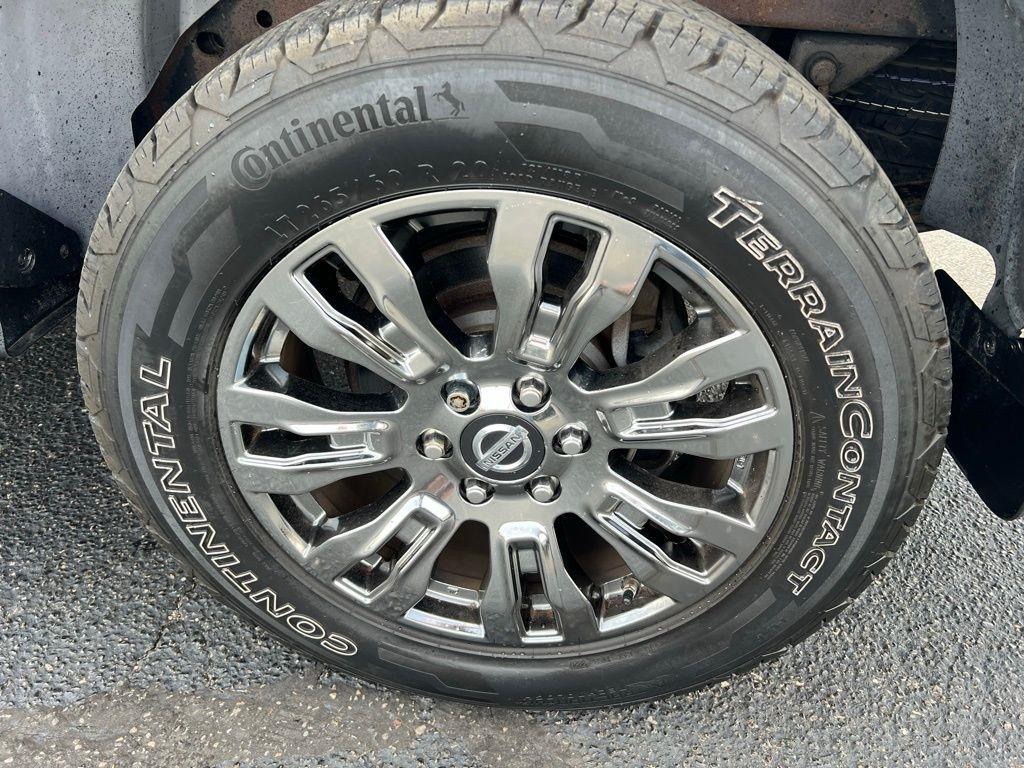 Nissan Titan XD Platinum Reserve 4WD Diesel 2016