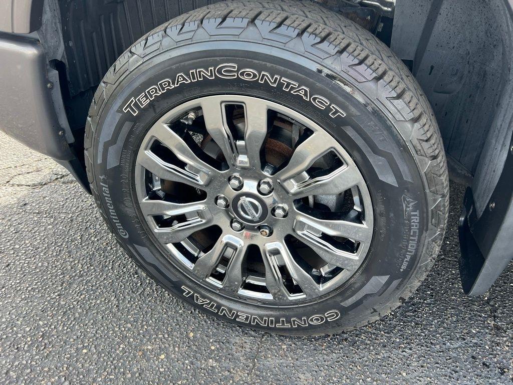 Nissan Titan XD Platinum Reserve 4WD Diesel 2016