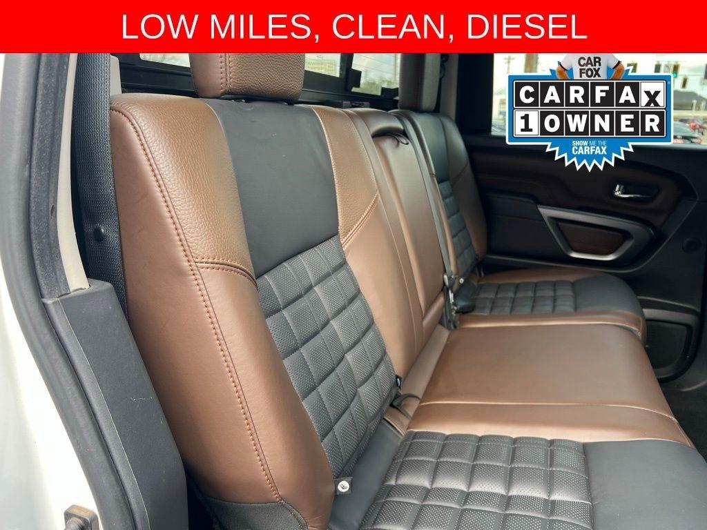 Nissan Titan XD Platinum Reserve 4WD Diesel 2016