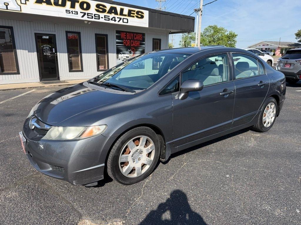Honda Civic LX Sedan 5-Speed AT 2009