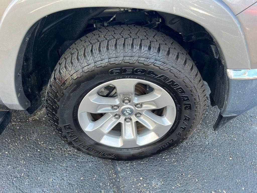 RAM 1500 Laramie Crew Cab SWB 4WD 2022