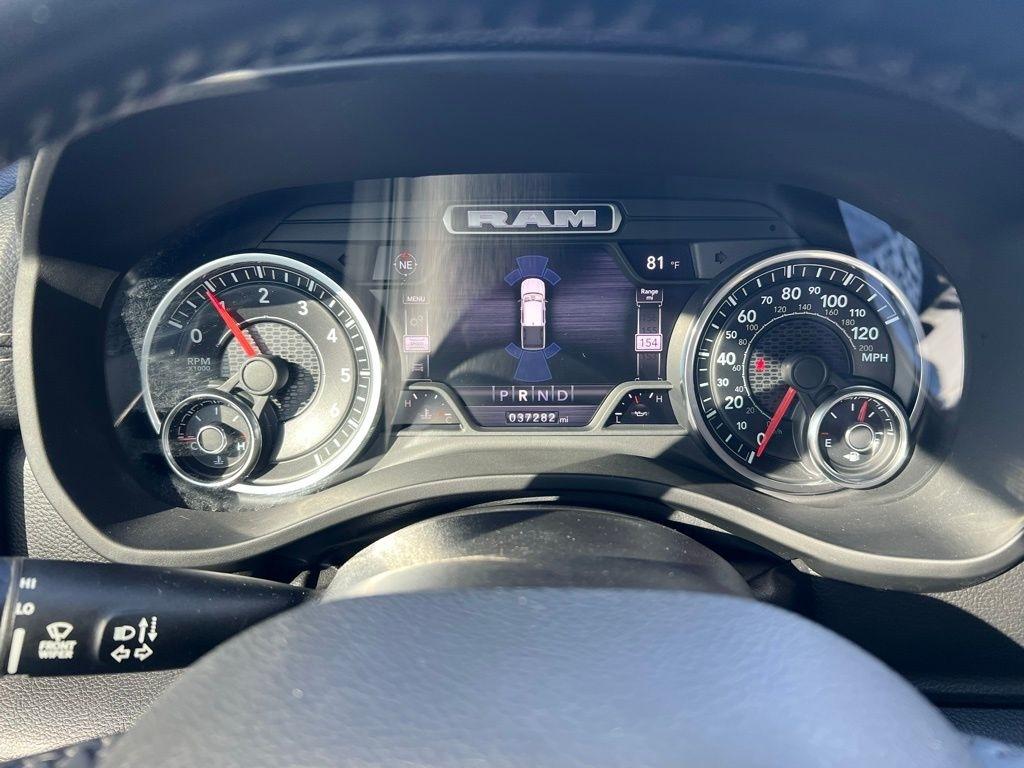 RAM 1500 Laramie Crew Cab SWB 4WD 2022