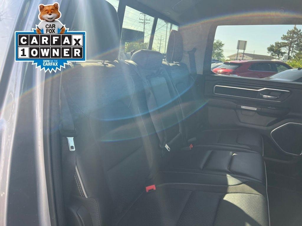 RAM 1500 Laramie Crew Cab SWB 4WD 2022
