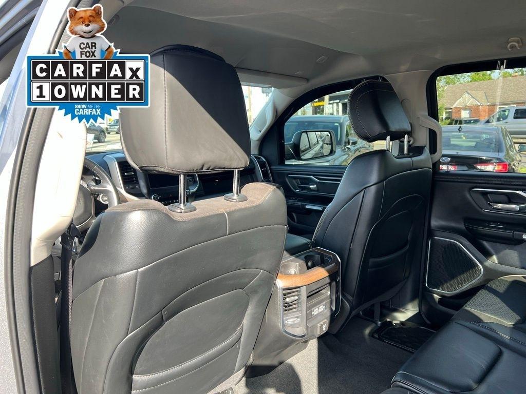 RAM 1500 Laramie Crew Cab SWB 4WD 2022