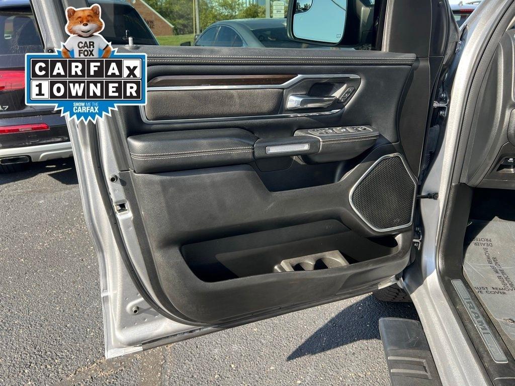 RAM 1500 Laramie Crew Cab SWB 4WD 2022