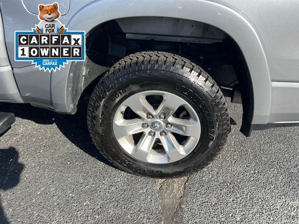 RAM 1500 Laramie Crew Cab SWB 4WD 2022