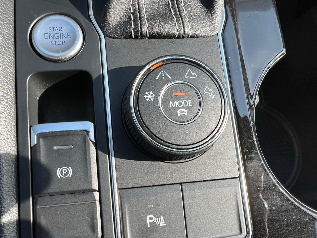 Volkswagen Atlas Cross Sport SE w/Technology 4MOTION 2022