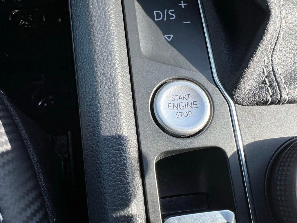 Volkswagen Atlas Cross Sport SE w/Technology 4MOTION 2022