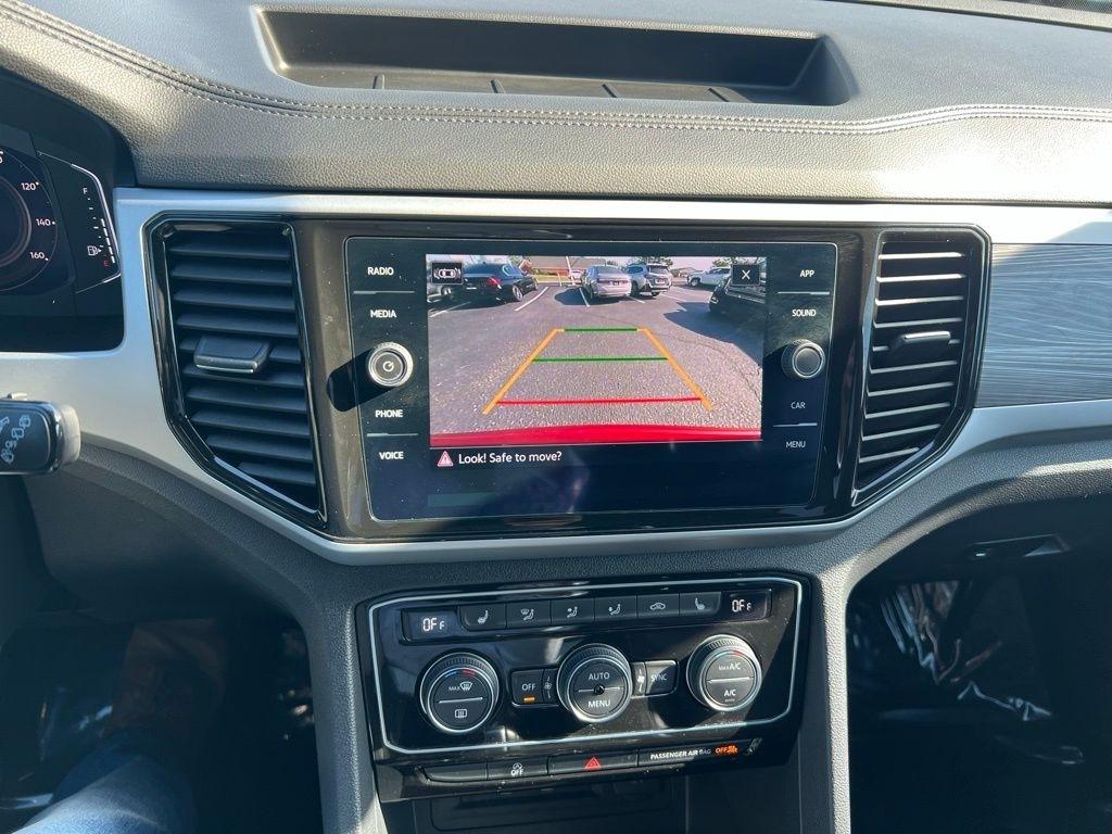 Volkswagen Atlas Cross Sport SE w/Technology 4MOTION 2022