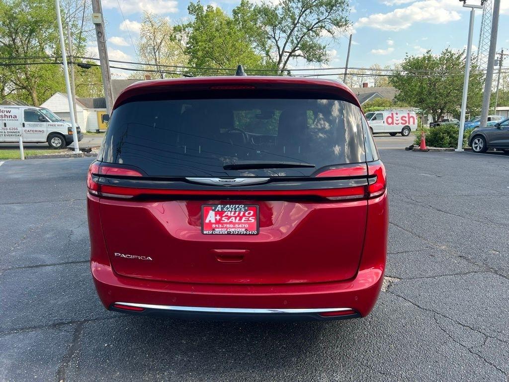Chrysler Pacifica Select 2025
