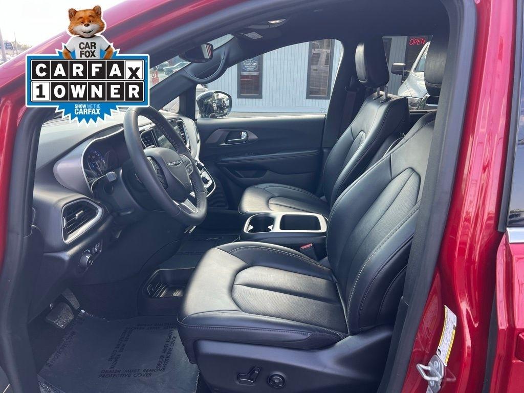 Chrysler Pacifica Select 2025