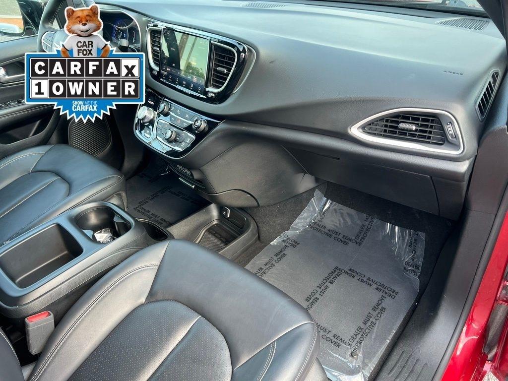 Chrysler Pacifica Select 2025
