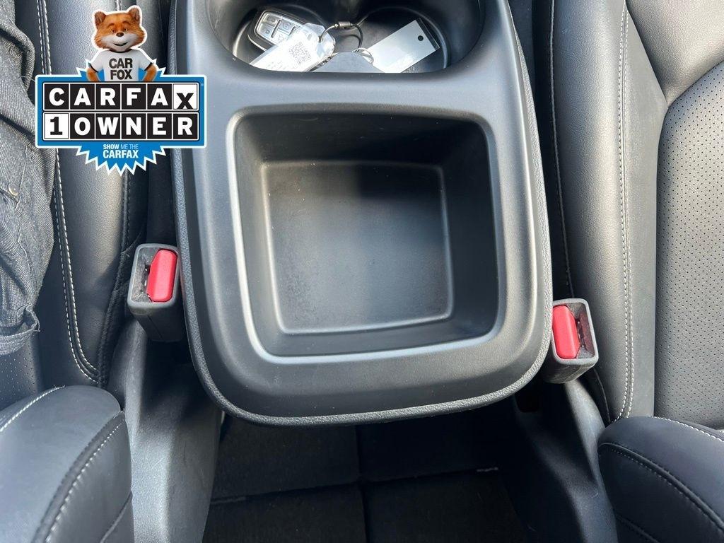 Chrysler Pacifica Select 2025
