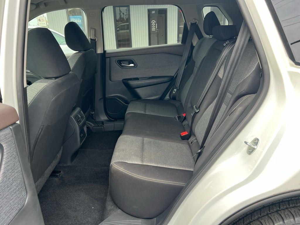 Nissan Rogue SV 2023