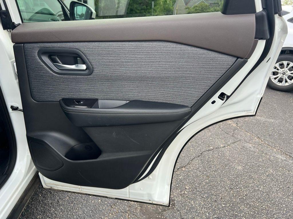 Nissan Rogue SV 2023