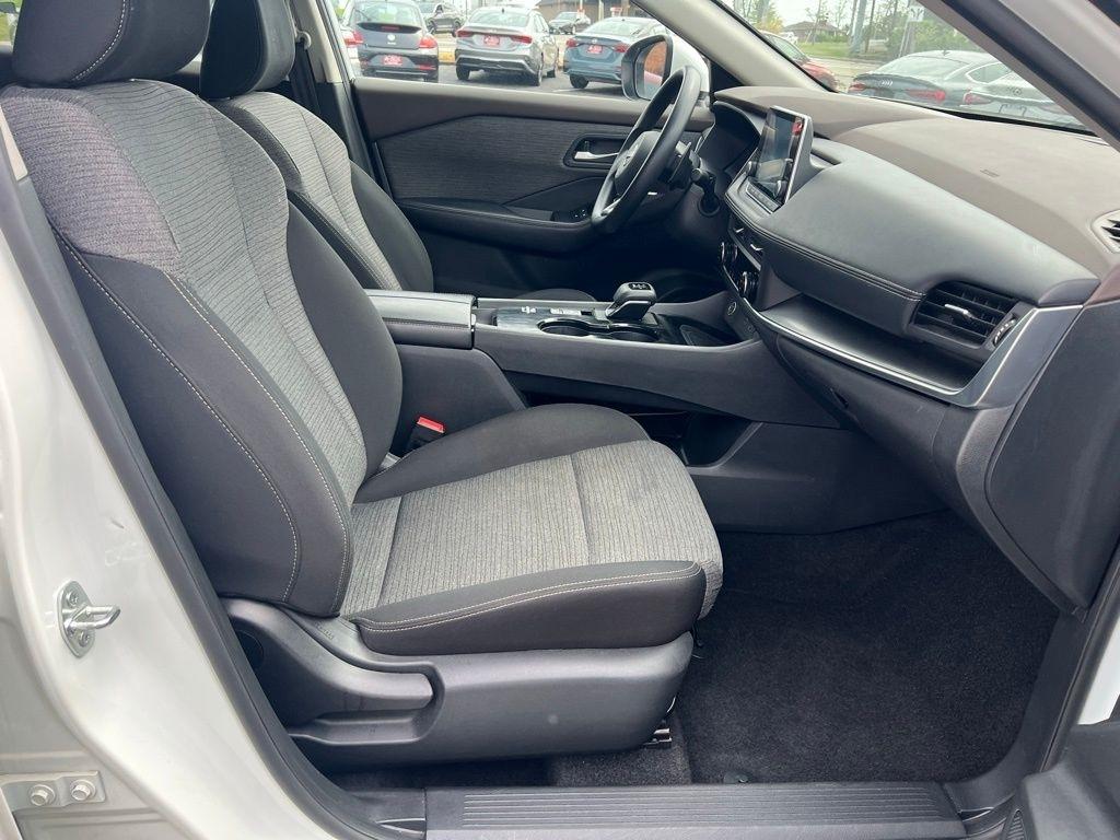 Nissan Rogue SV 2023