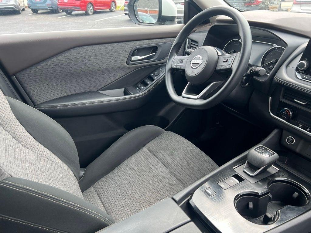 Nissan Rogue SV 2023