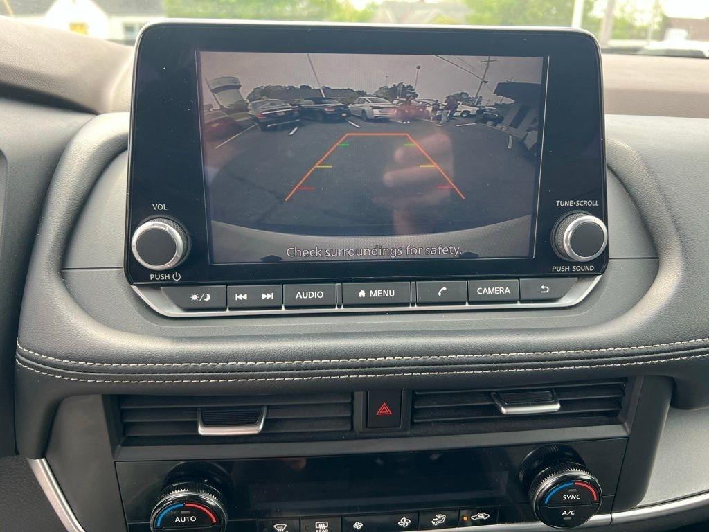 Nissan Rogue SV 2023