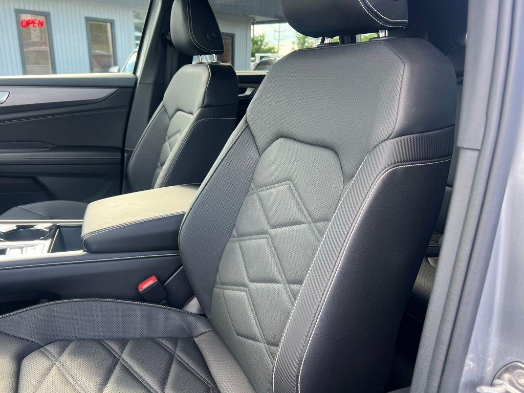 Volkswagen Atlas Cross Sport SE 4MOTION 2025
