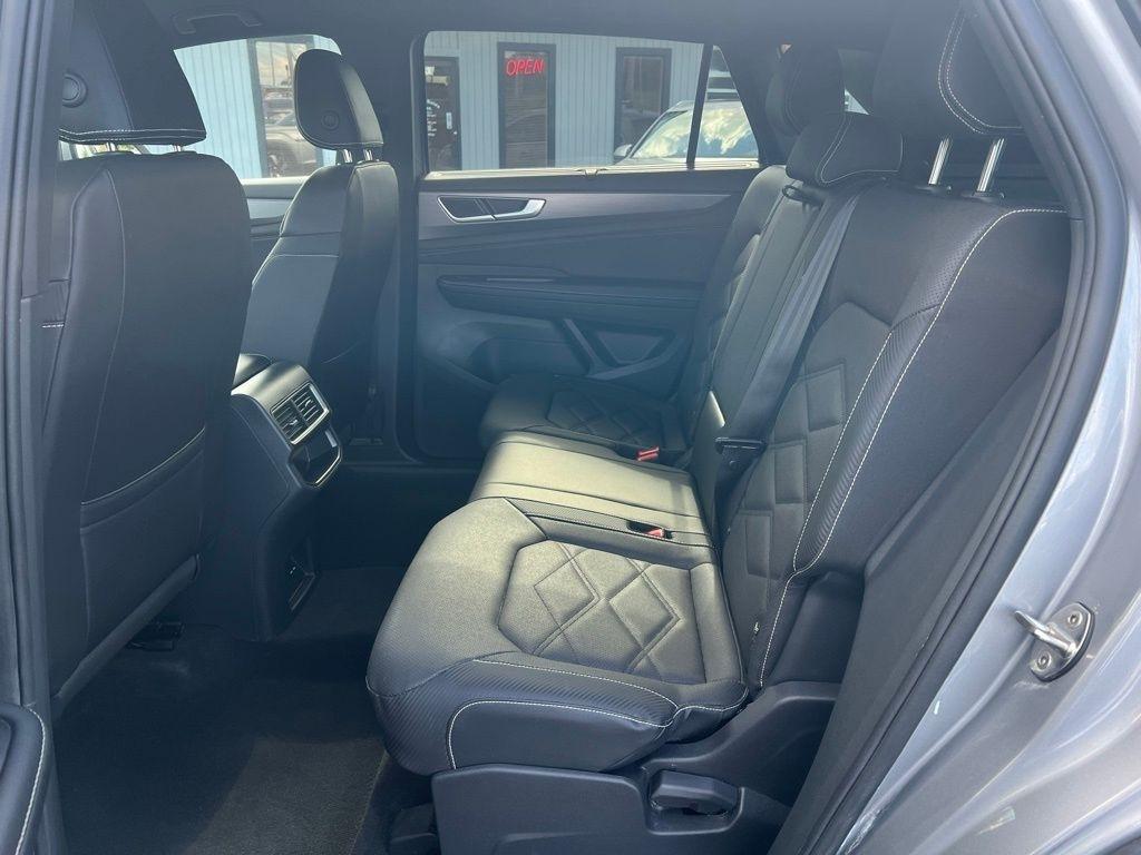 Volkswagen Atlas Cross Sport SE 4MOTION 2025