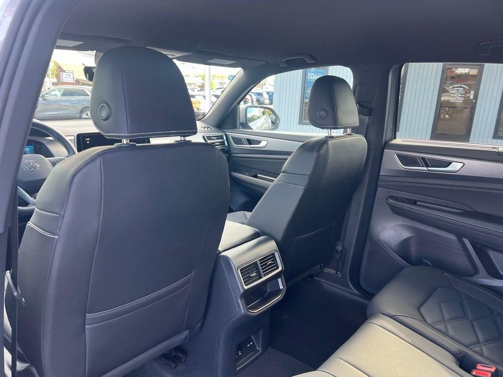 Volkswagen Atlas Cross Sport SE 4MOTION 2025