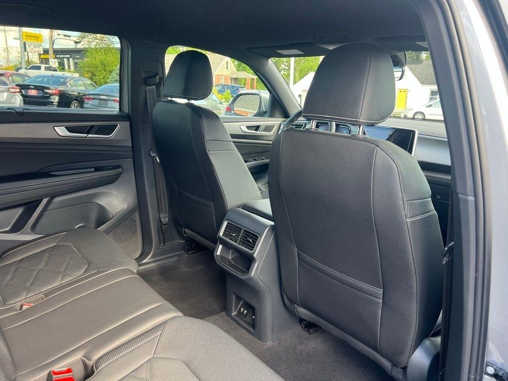 Volkswagen Atlas Cross Sport SE 4MOTION 2025