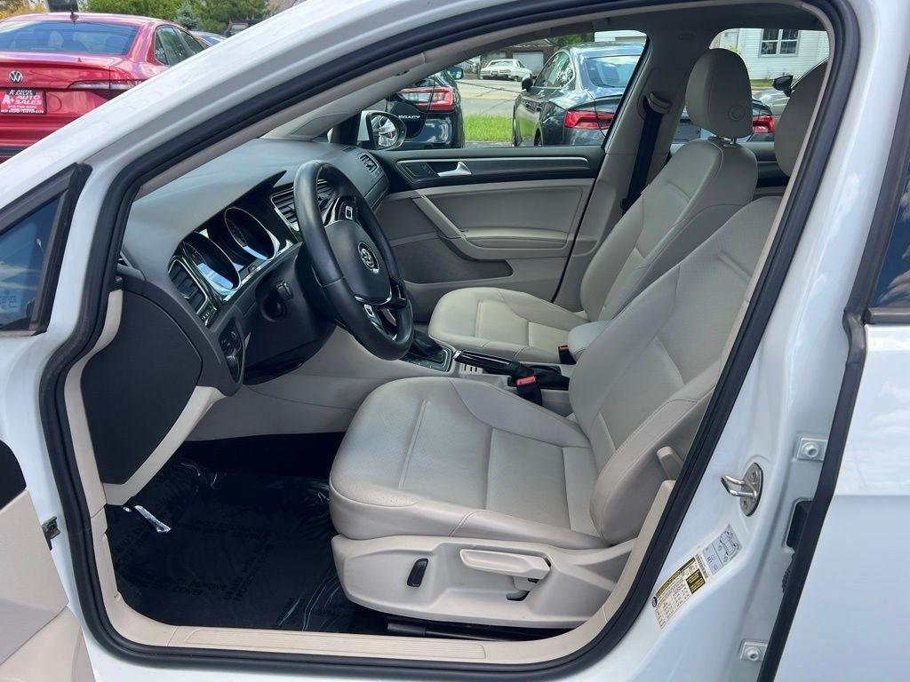 Volkswagen Golf TSI 8A 2020