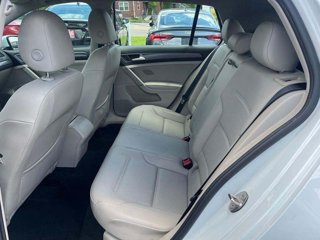 Volkswagen Golf TSI 8A 2020