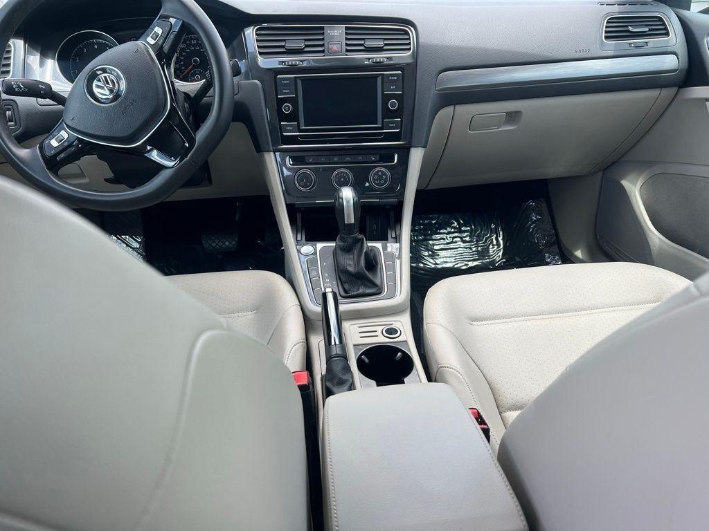 Volkswagen Golf TSI 8A 2020
