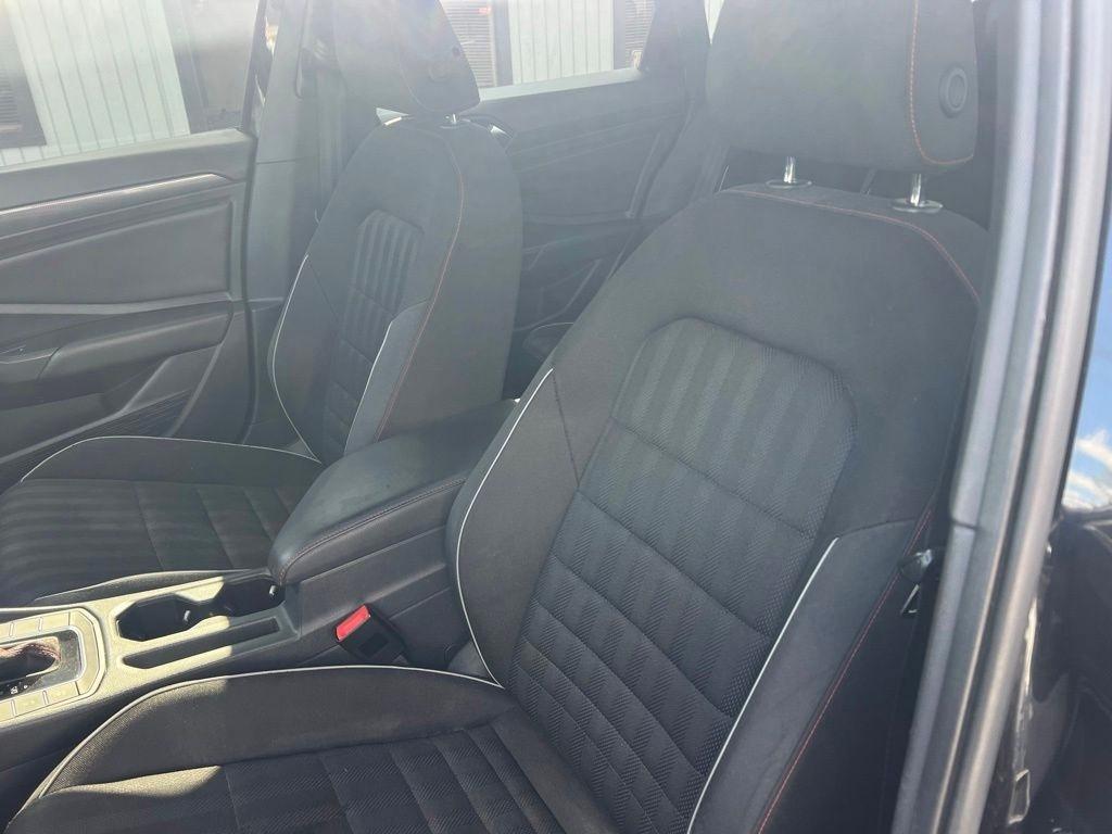 Volkswagen Jetta GLI S 7A 2020