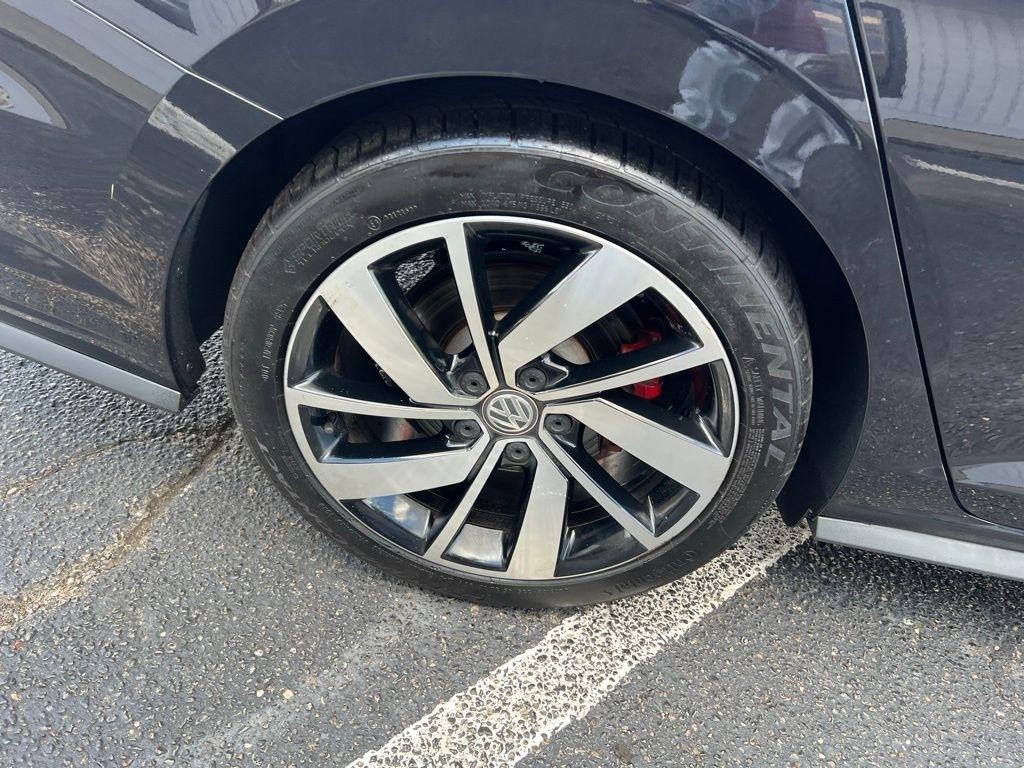 Volkswagen Jetta GLI S 7A 2020