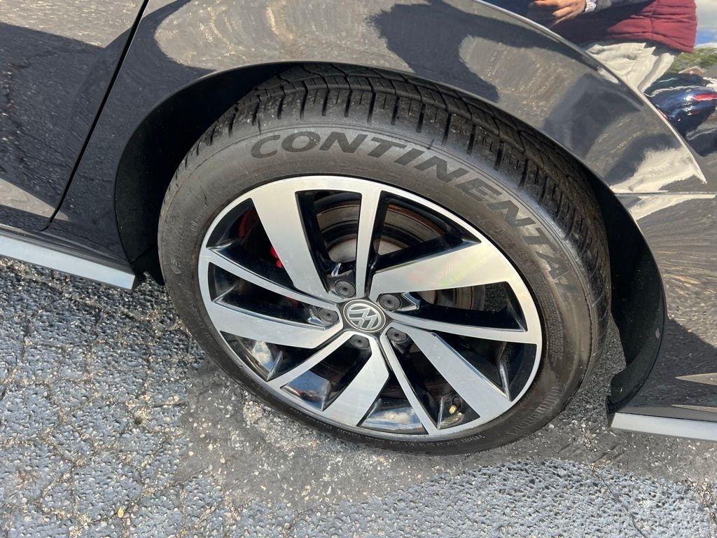 Volkswagen Jetta GLI S 7A 2020