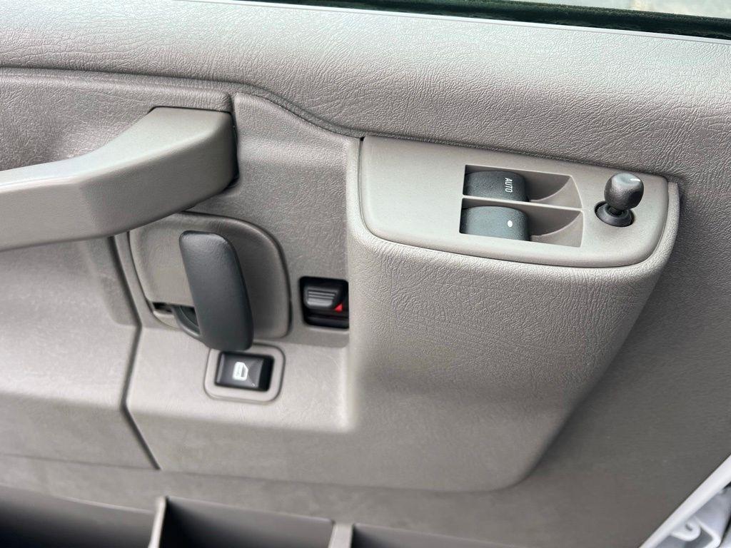 Chevrolet Express 2500 Cargo Extended 2025