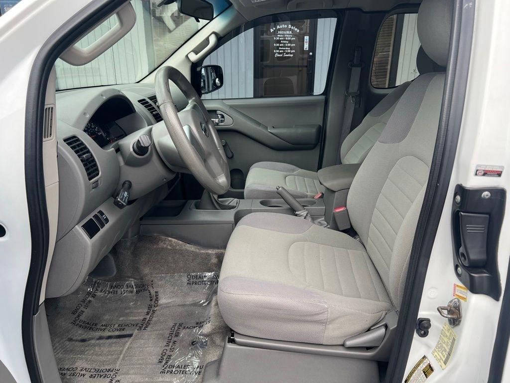 Nissan Frontier S King Cab 2WD 2013