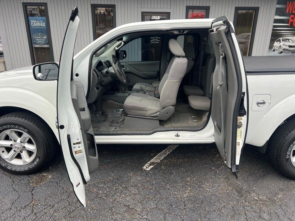 Nissan Frontier S King Cab 2WD 2013