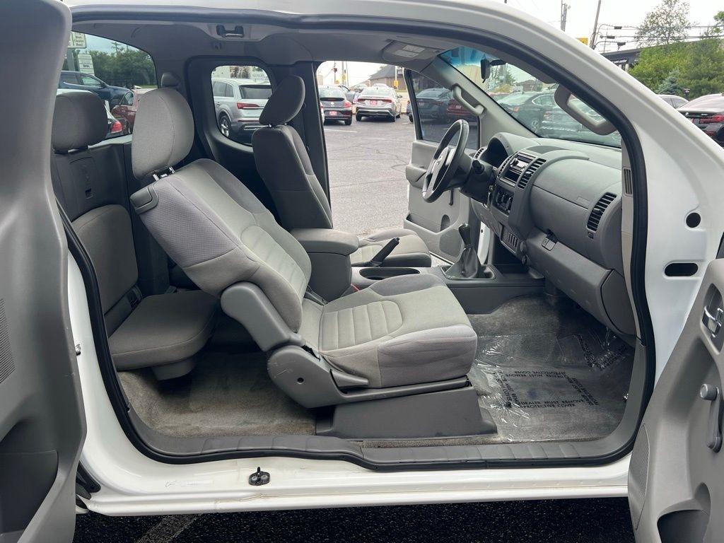 Nissan Frontier S King Cab 2WD 2013