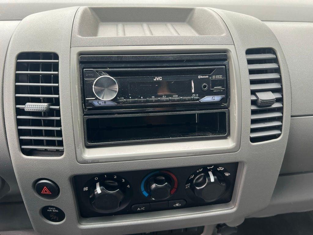 Nissan Frontier S King Cab 2WD 2013