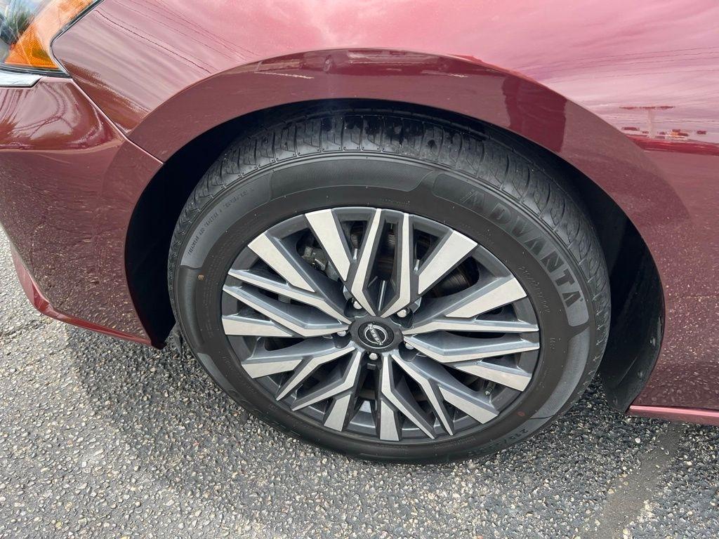 Nissan Altima 2.5 SV 2025