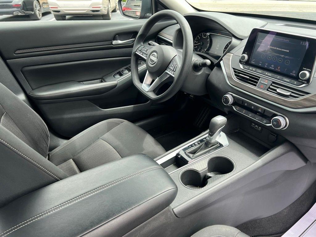 Nissan Altima 2.5 SV 2025