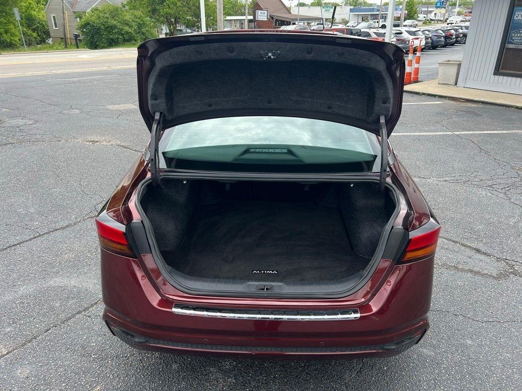 Nissan Altima 2.5 SV 2025