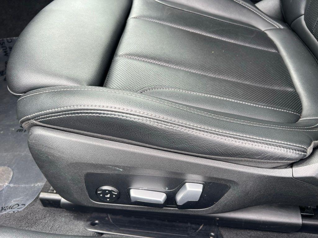 BMW 4-Series 430i Convertible 2024
