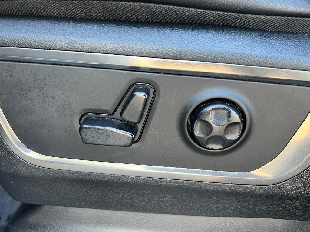RAM 1500 Limited Crew Cab SWB 4WD 2020