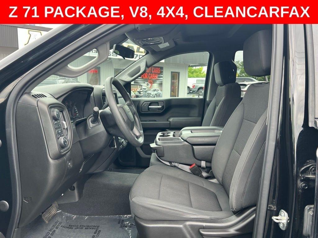 Chevrolet Silverado 1500 Custom Trail Boss Crew Cab Long Box 4WD 2021